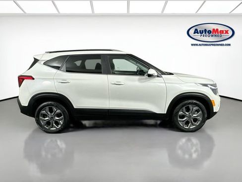 Used 2024 Kia Seltos S AWD/4WD image 9