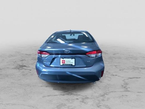 Certified 2025 Toyota Corolla LE image 8