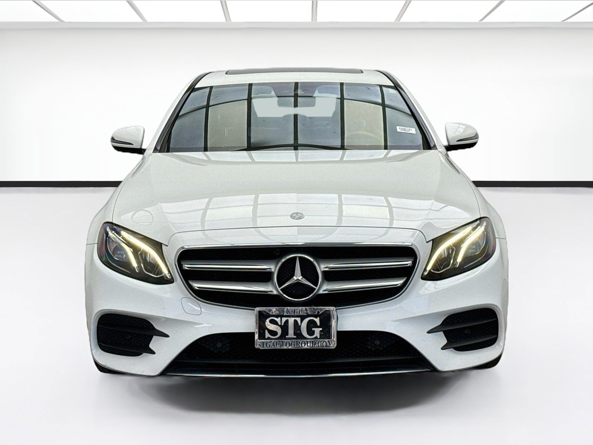 Used 2017 Mercedes-Benz E 300 image 2