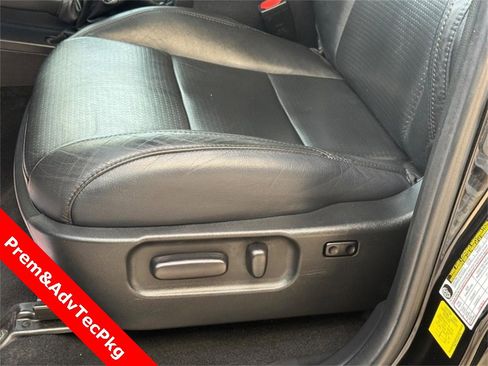 Used 2022 Toyota Tacoma TRD Sport image 30