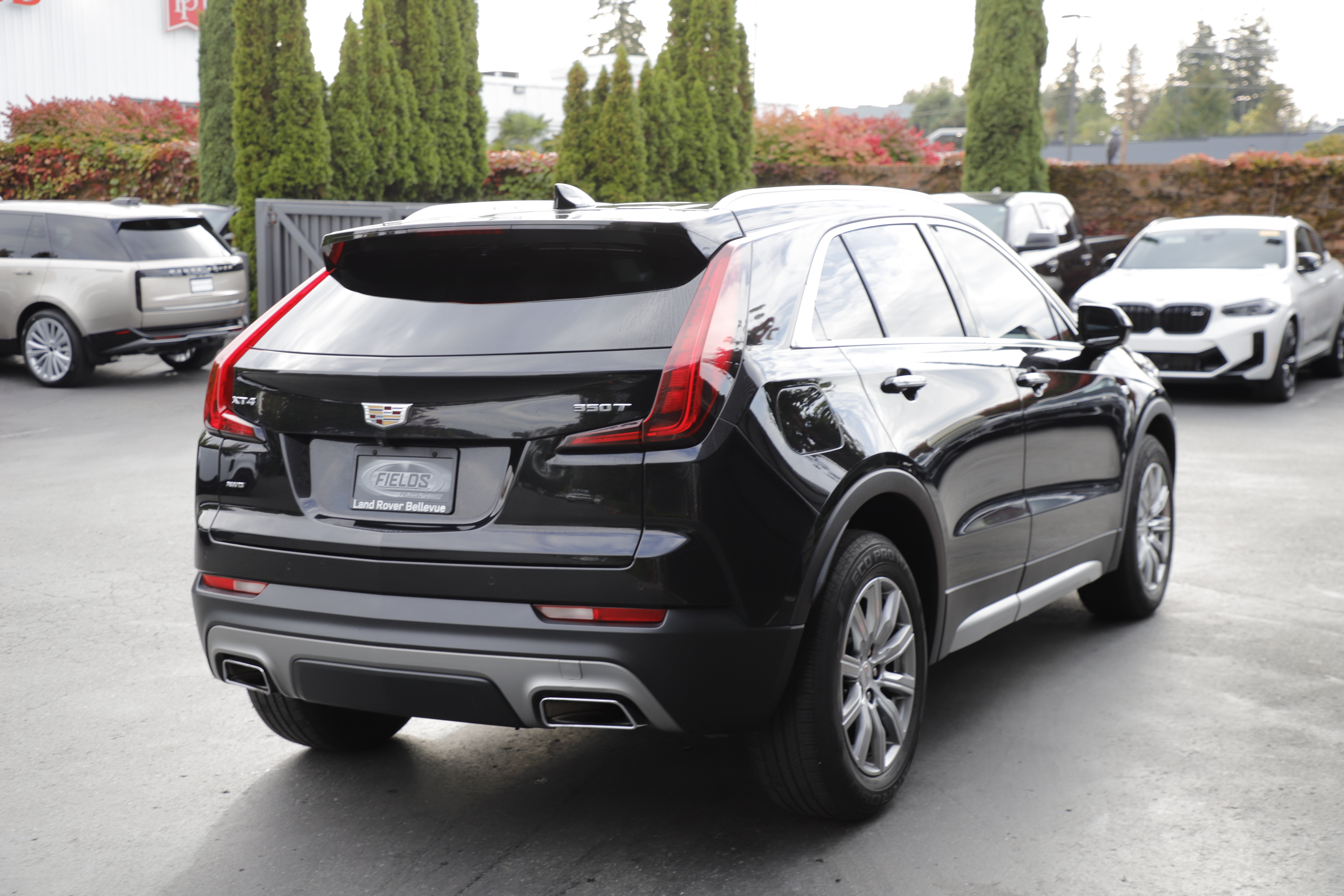 Used 2020 Cadillac XT4 Premium Luxury w/ Driver Awareness Package AWD/4WD image 7