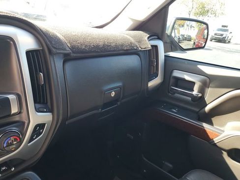 Used 2018 GMC Sierra 1500 SLT image 26