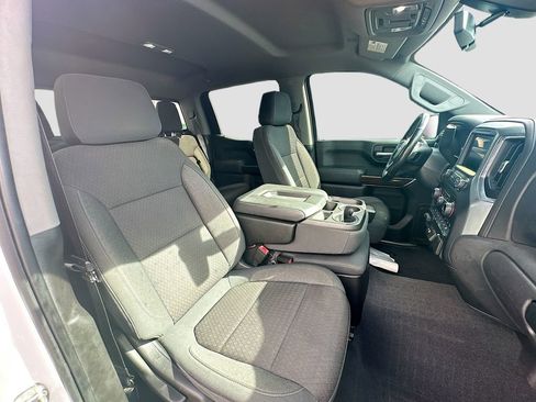 Used 2020 Chevrolet Silverado 1500 LT w/ Convenience Package image 28