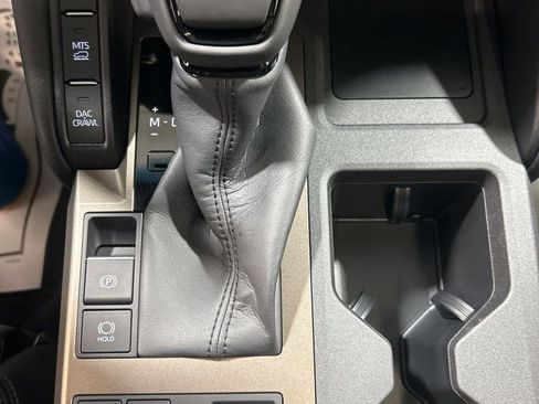 Used 2025 Toyota Land Cruiser image 41