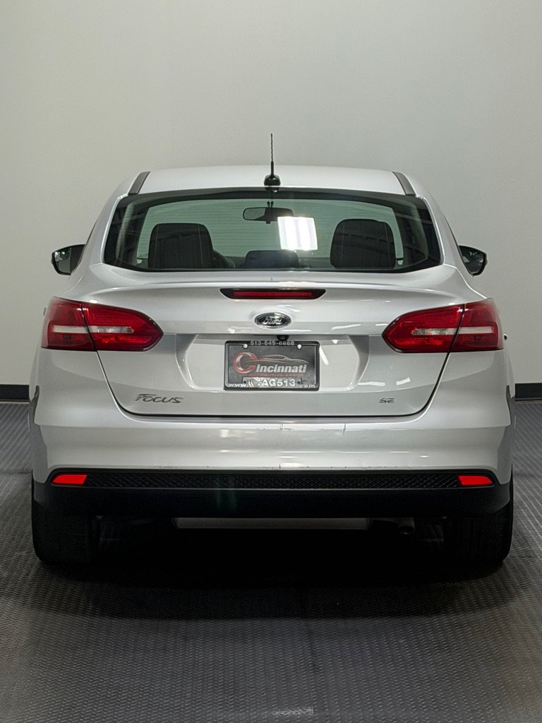 Used 2017 Ford Focus SE FWD image 6