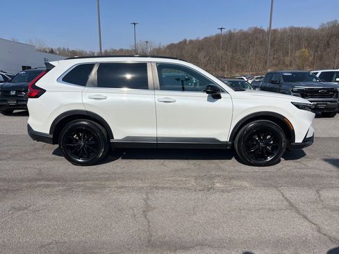 Used 2025 Honda CR-V Sport image 6