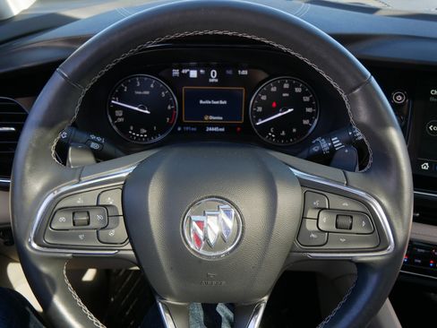 Used 2022 Buick Envision Avenir w/ Technology Package II image 25