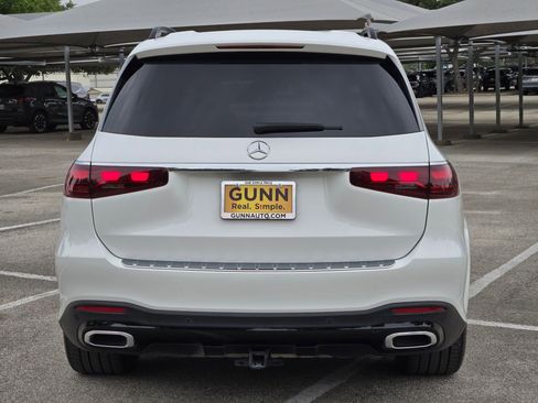 Used 2024 Mercedes-Benz GLS 450 4MATIC image 5