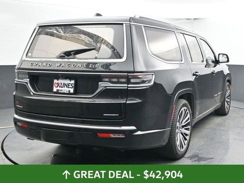 Used 2022 Jeep Grand Wagoneer Series III AWD/4WD image 10