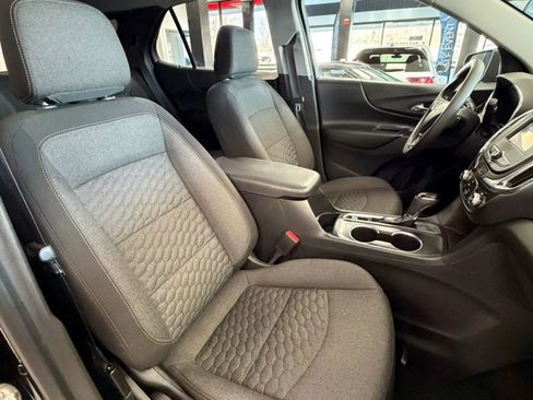 Used 2021 Chevrolet Equinox LT image 15