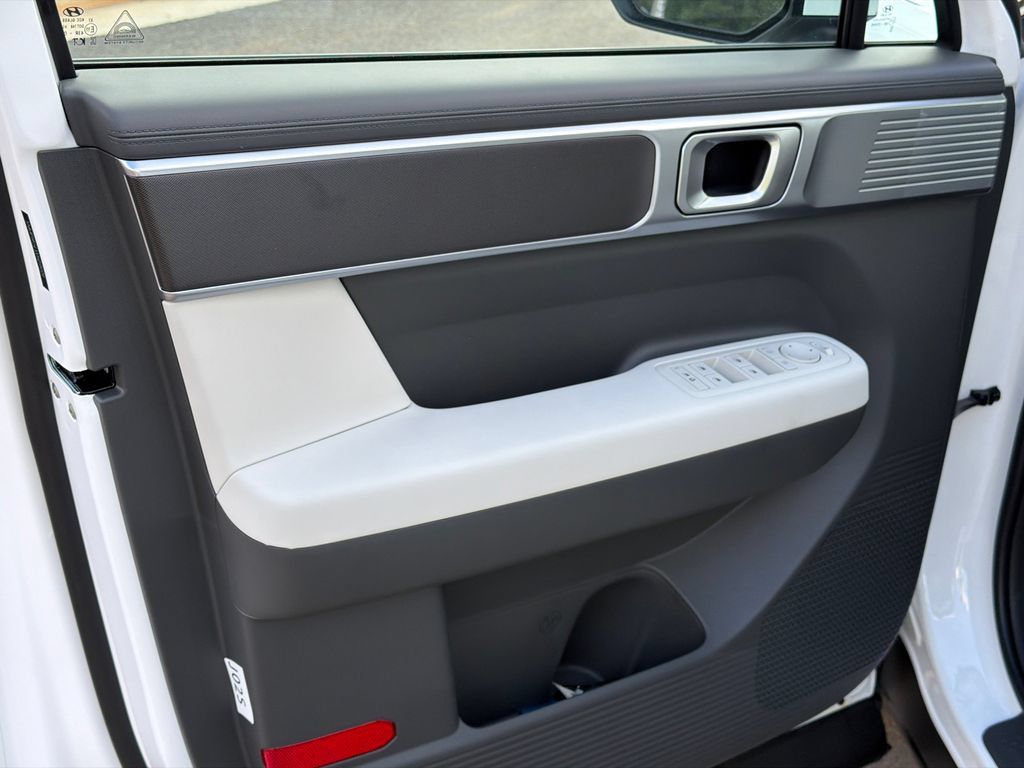 New 2027 Hyundai Santa Fe SE FWD image 11