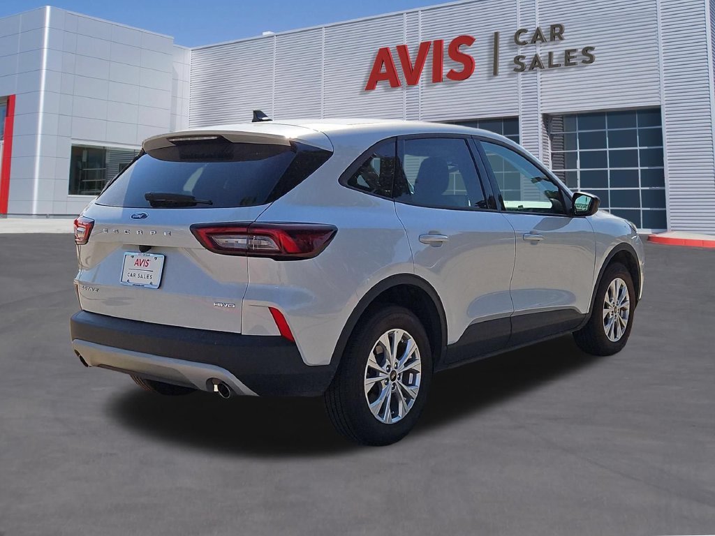 Used 2025 Ford Escape Active AWD/4WD image 5