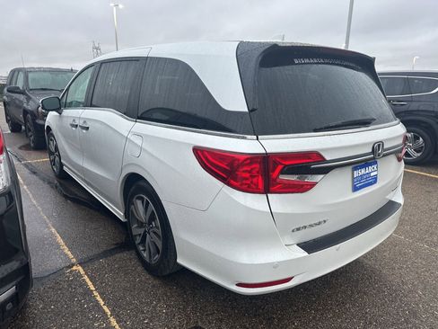 Used 2023 Honda Odyssey Touring image 9