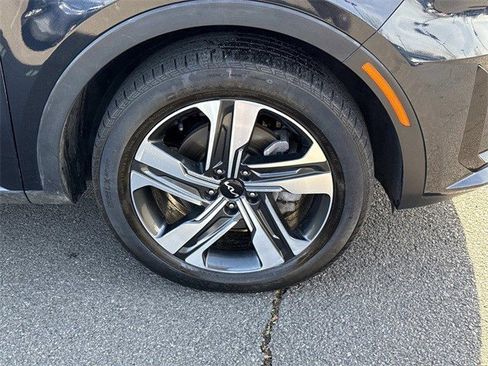 Used 2023 Kia Sorento EX image 7