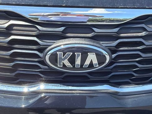 Used 2019 Kia Sorento L FWD image 10