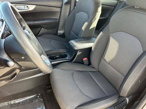 Certified 2024 Kia Forte LXS image 19
