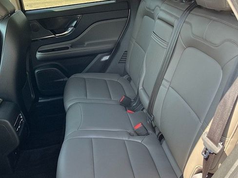 Used 2023 Lincoln Corsair FWD image 16