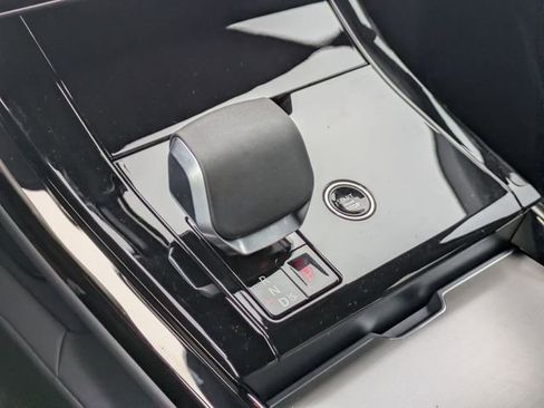 New 2026 Land Rover Range Rover Sport Dynamic SE image 9