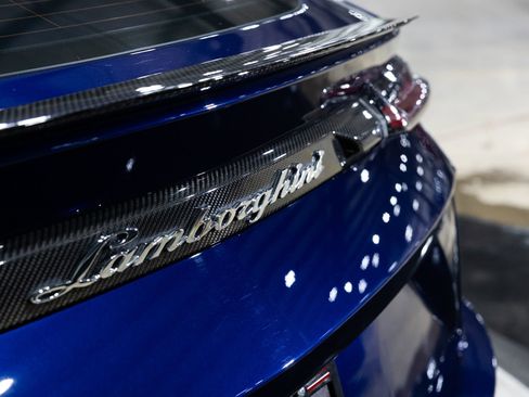 Used 2024 Lamborghini Urus Performante image 67