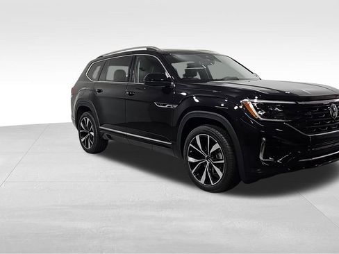 New 2026 Volkswagen Atlas SEL Premium R-Line image 7