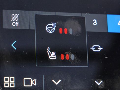 Used 2022 Volvo XC60 B6 R-Design w/ Advanced Package image 30