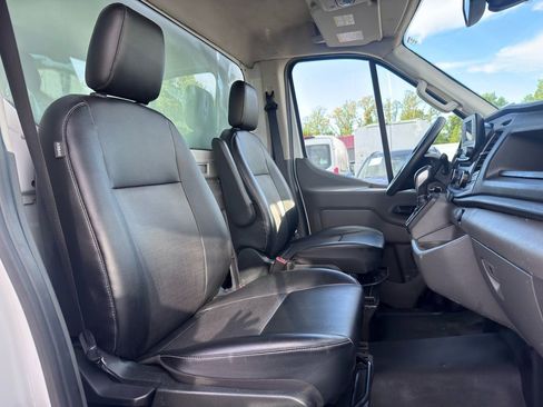 Used 2021 Ford Transit 350 DRW RWD image 28
