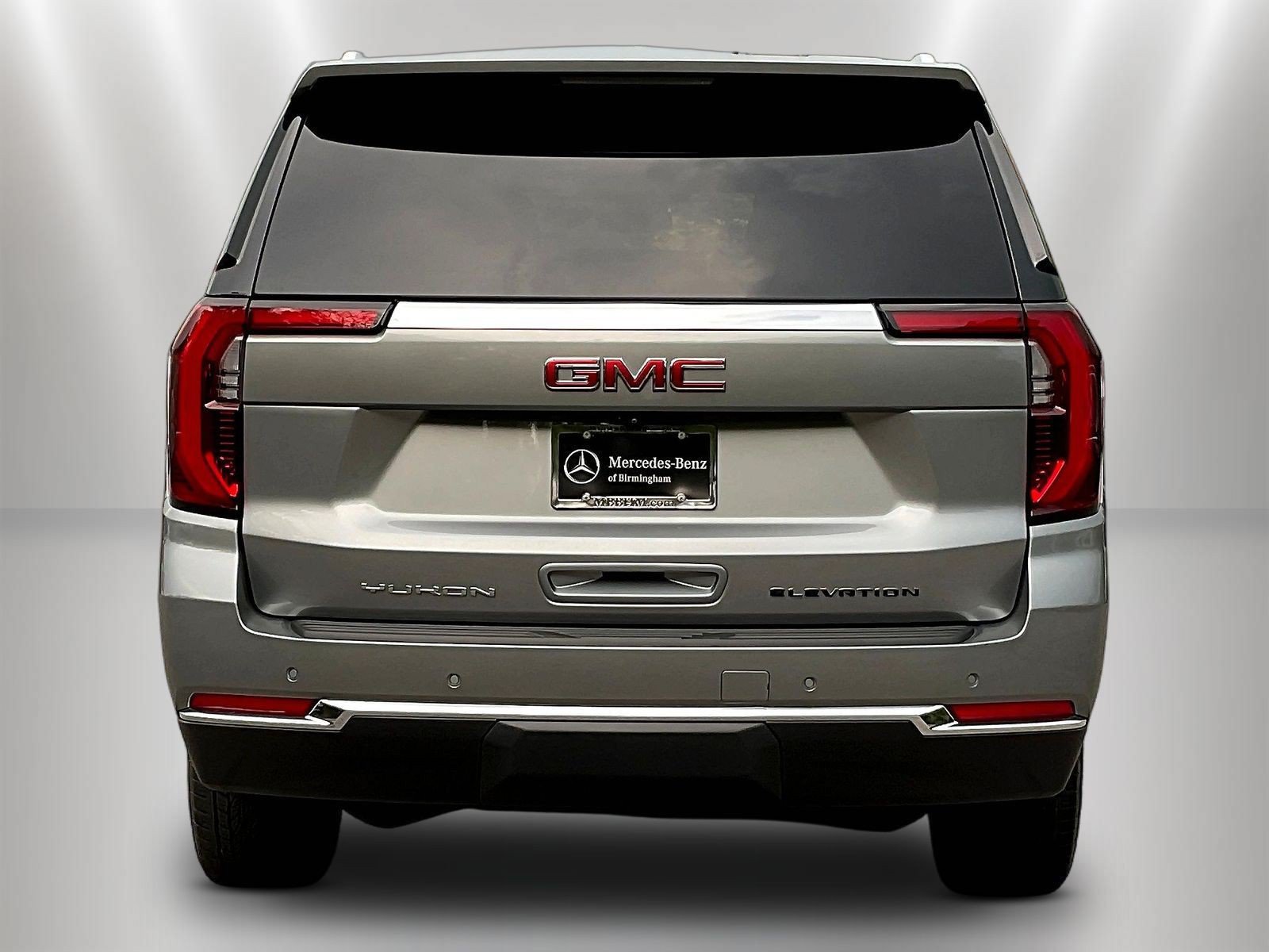 Used 2025 GMC Yukon XL Elevation w/ LPO, Floor Liner Package AWD/4WD image 6