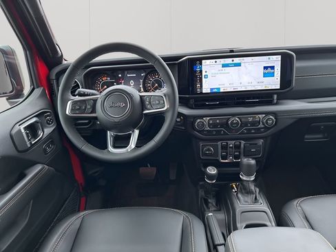 New 2026 Jeep Wrangler Unlimited Sahara AWD/4WD image 27