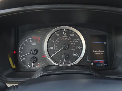 Used 2022 Toyota Corolla LE w/ LE Convenience Package FWD image 18