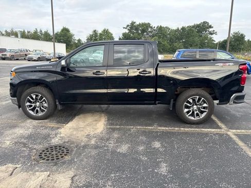 Used 2024 Chevrolet Silverado 1500 LT AWD/4WD image 6