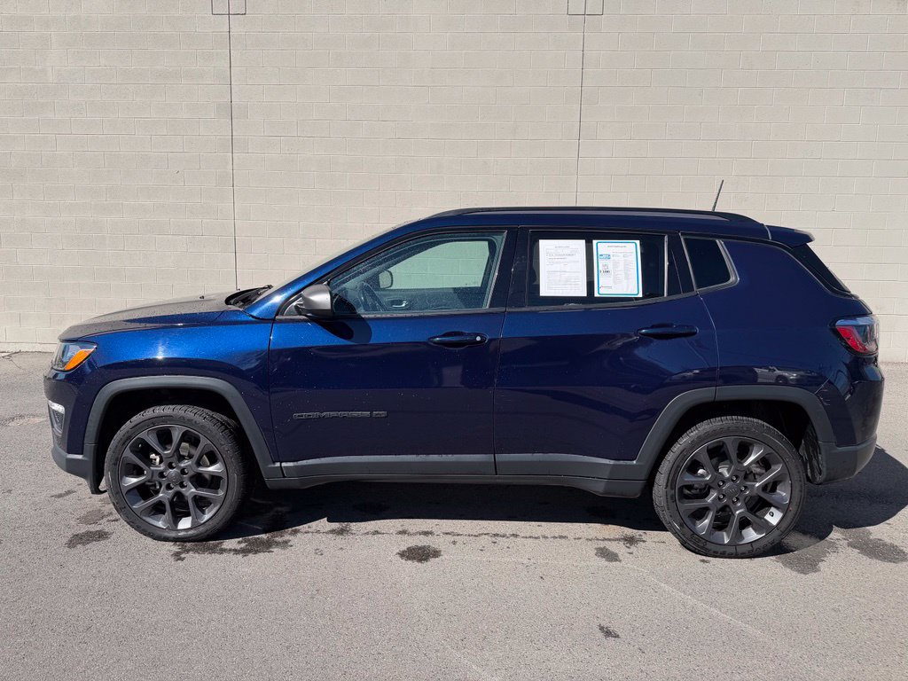 Used 2021 Jeep Compass Latitude AWD/4WD image 2
