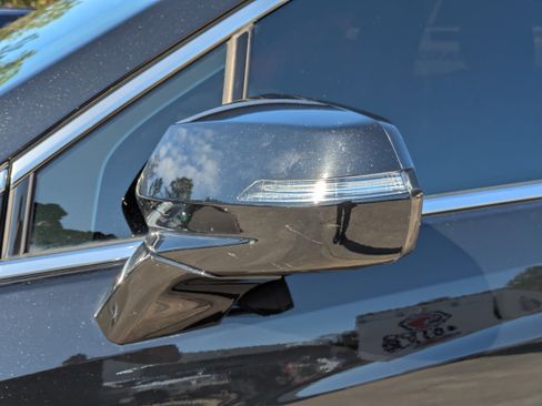 Certified 2023 Cadillac XT5 Luxury image 34