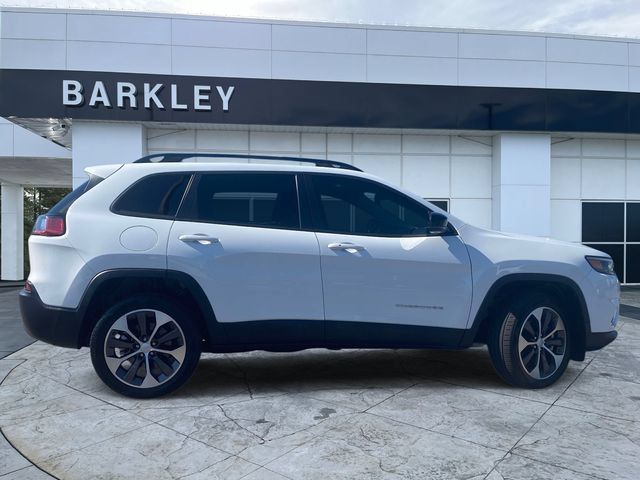Used 2022 Jeep Cherokee Limited w/ Elite Package AWD/4WD image 2