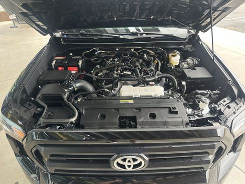 Used 2024 Toyota Tacoma SR w/ SR Upgrade Package RWD image 33