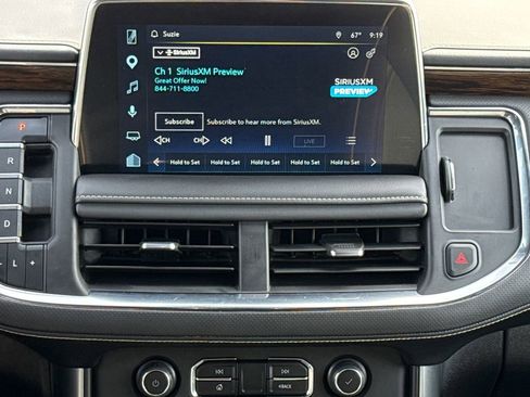 Used 2023 Chevrolet Suburban Premier image 12