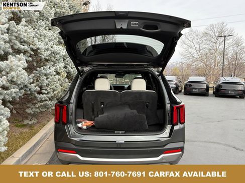 Used 2025 Kia Sorento SX Prestige AWD/4WD image 38
