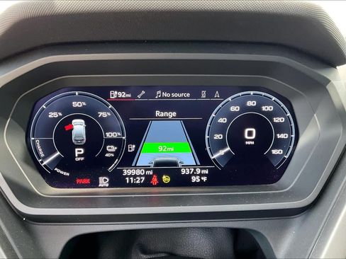 Used 2023 Audi Q4 e-tron Premium Plus w/ Premium Plus RWD image 24