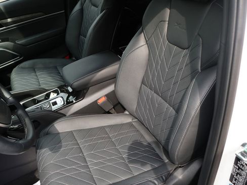 Used 2025 Kia Telluride SX X-Line AWD/4WD image 22