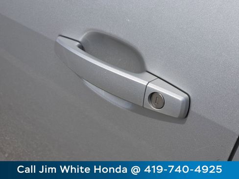 Used 2013 Chevrolet Malibu Eco FWD image 19