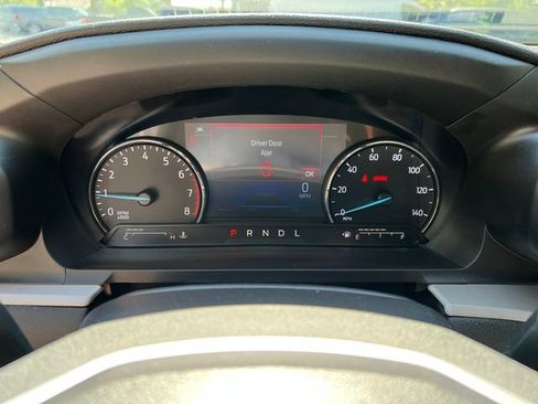 Used 2023 Ford Explorer XLT RWD image 36