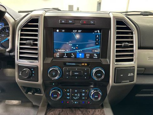 Used 2017 Ford F250 Lariat w/ Chrome Package image 23