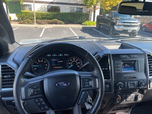 Used 2015 Ford F150 XLT w/ Equipment Group 301A Mid image 25