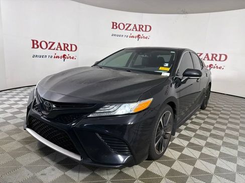 Used 2020 Toyota Camry XSE FWD image 4