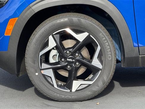 New 2026 Kia Seltos S image 36