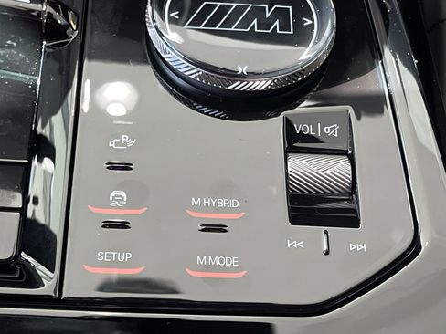 New 2026 BMW M5 Touring image 7