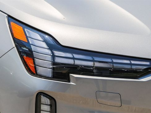 New 2025 Volvo EX90 Ultra image 4