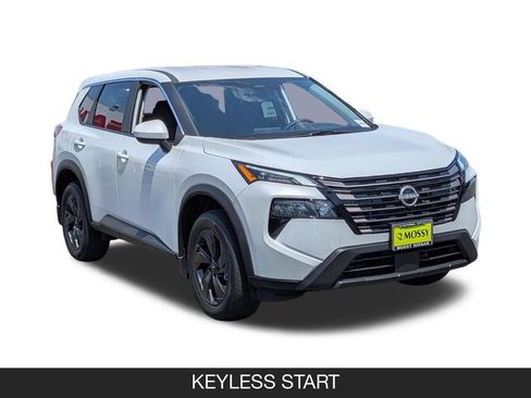 New 2026 Nissan Rogue SV FWD image 2