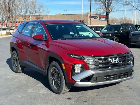 New 2026 Hyundai Tucson Blue SE AWD/4WD image 4