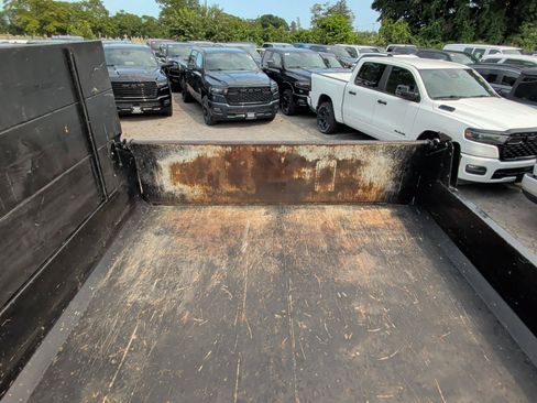 Used 2022 RAM 3500 Tradesman w/ Chrome Appearance Group AWD/4WD image 34