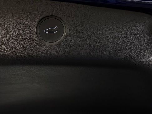 Used 2023 Tesla Model 3 Standard Range image 27